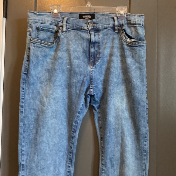 Pants - Picture 2 of 3